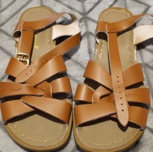Saltwater sandals SIZE 7